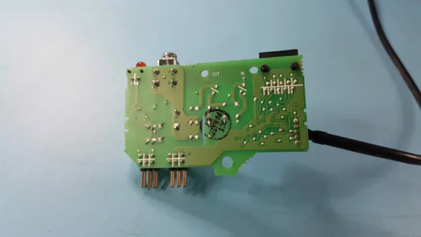 APC 640-3078D-Z-001 REV 03 Small PCB - Image 3