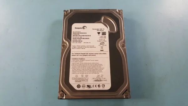 Seagate 9EU142-305 / ST3250410AS 250GB Hard Drive