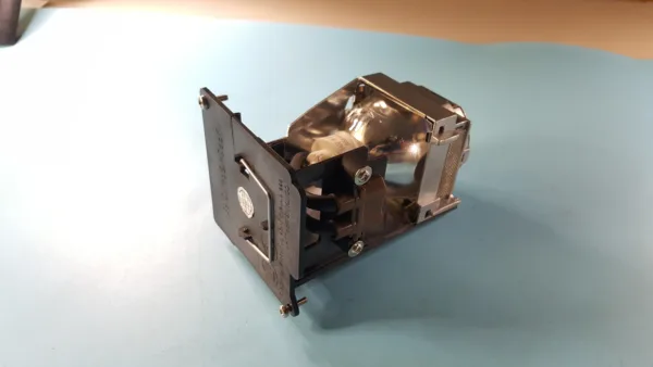 Projector Lamp for Mitsubishi HC5500 - Image 3